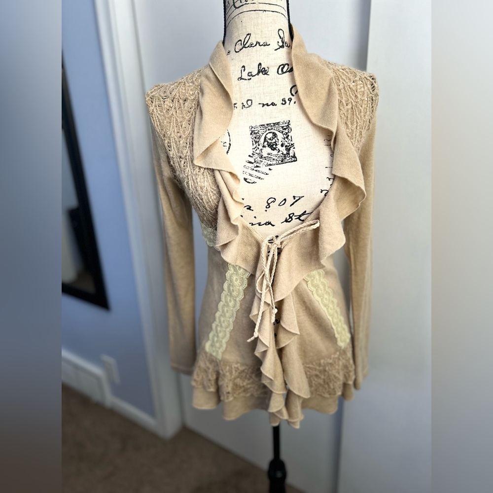 Aniina Bohemian and laced cardigan‎